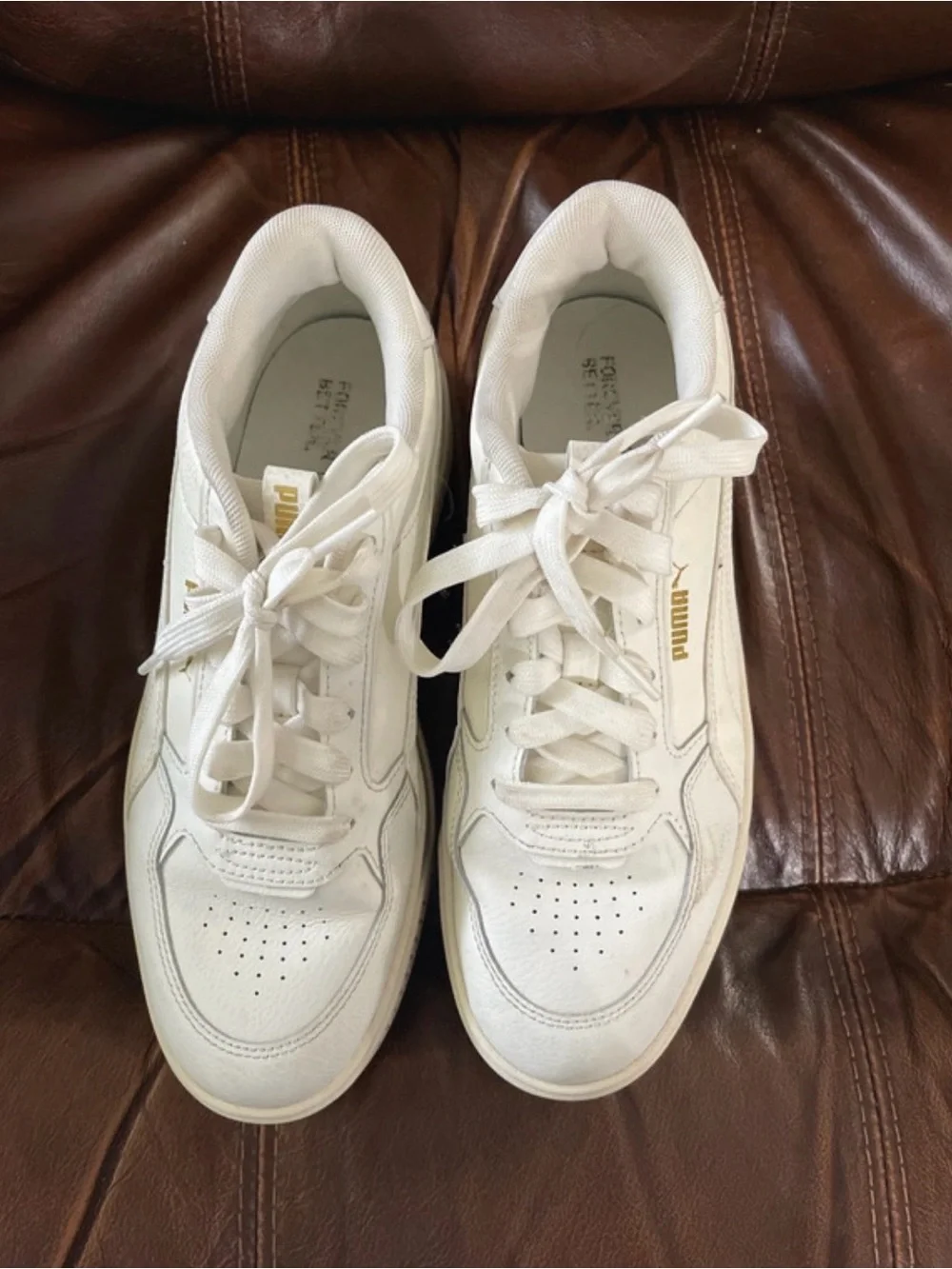 Women’s Puma white shoes